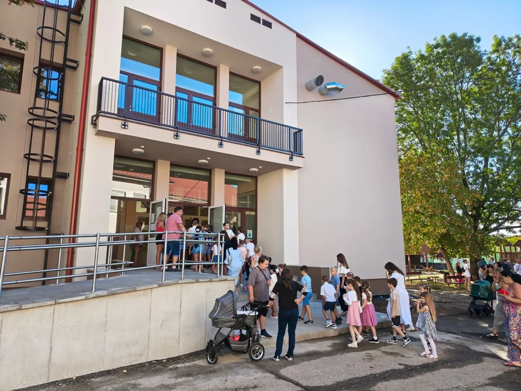 A Magyar Tanítási Nyelvű Alapiskola felújítása